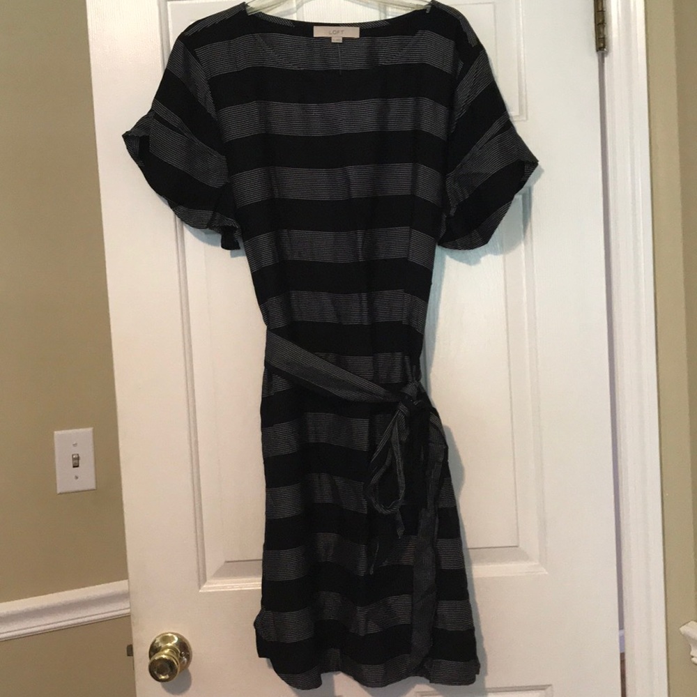 Ann Taylor LOFT Dress